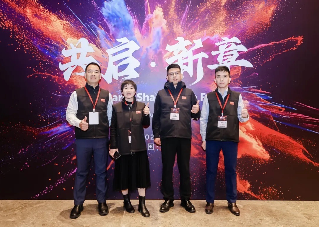 铭典创视与巴可携手共启2025年G系列业务新篇章