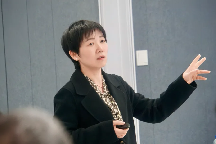 铭典创视与巴可携手共启2025年G系列业务新篇章