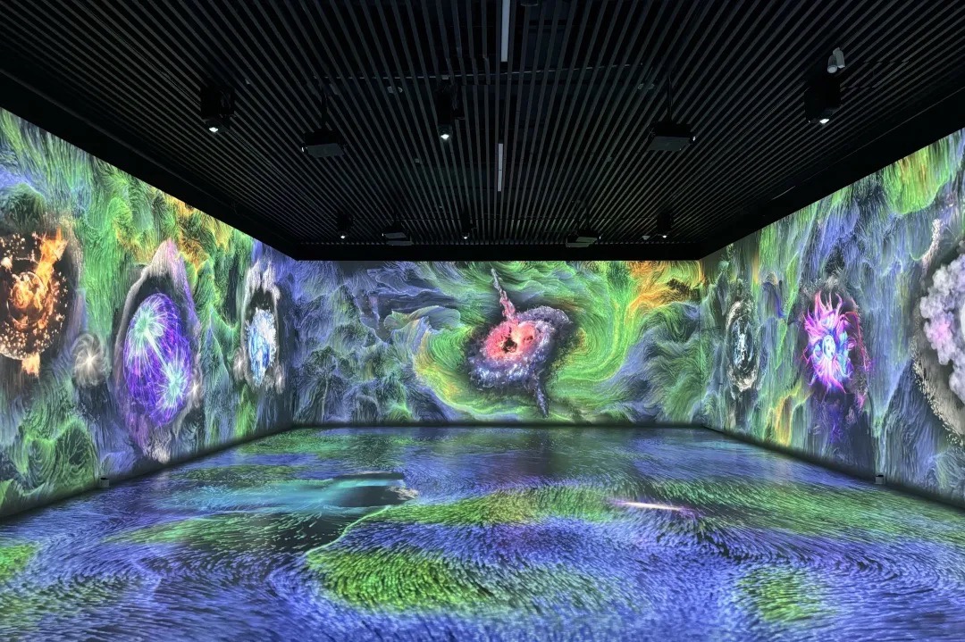 迈入新媒体艺术展新境界，宝琉构建光影盛宴